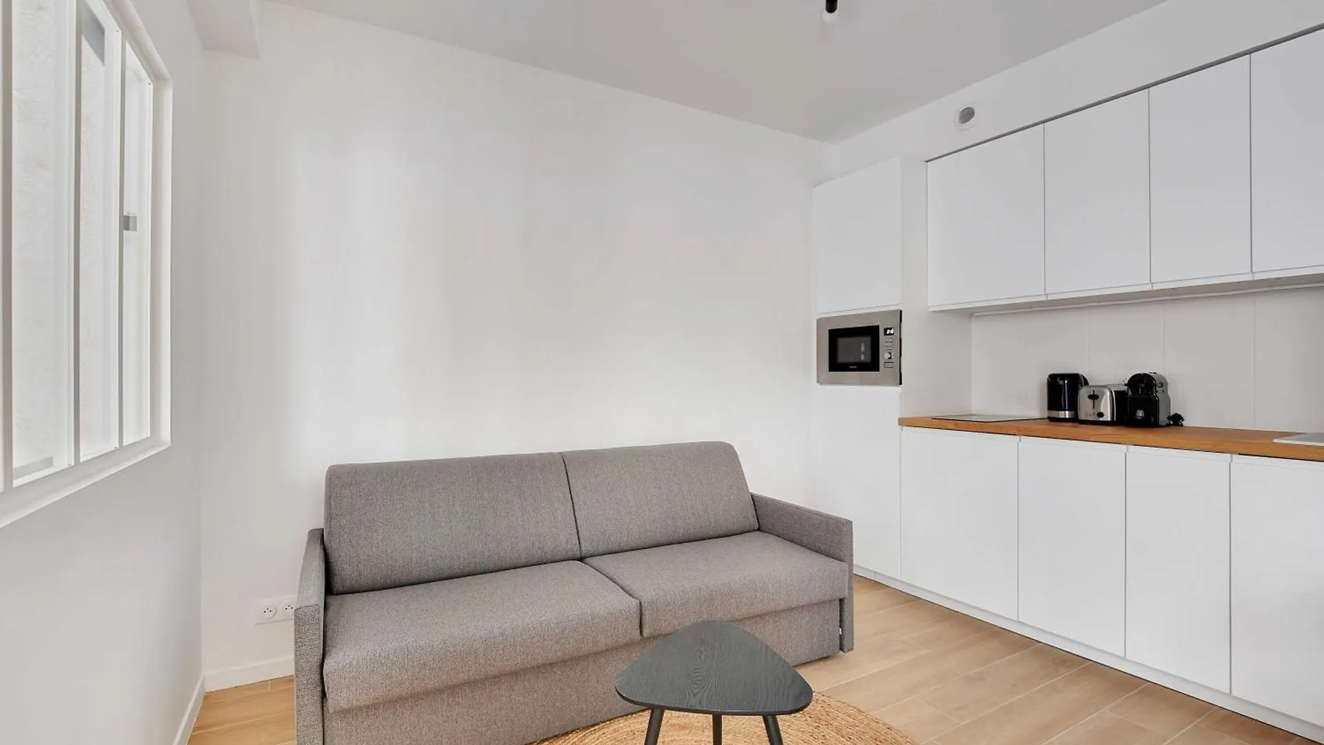 Holiday home Republique Paris