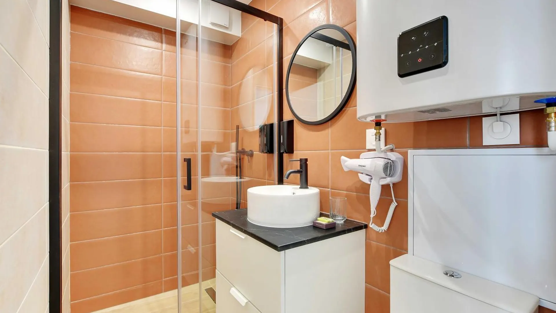 Republique Holiday home Paris