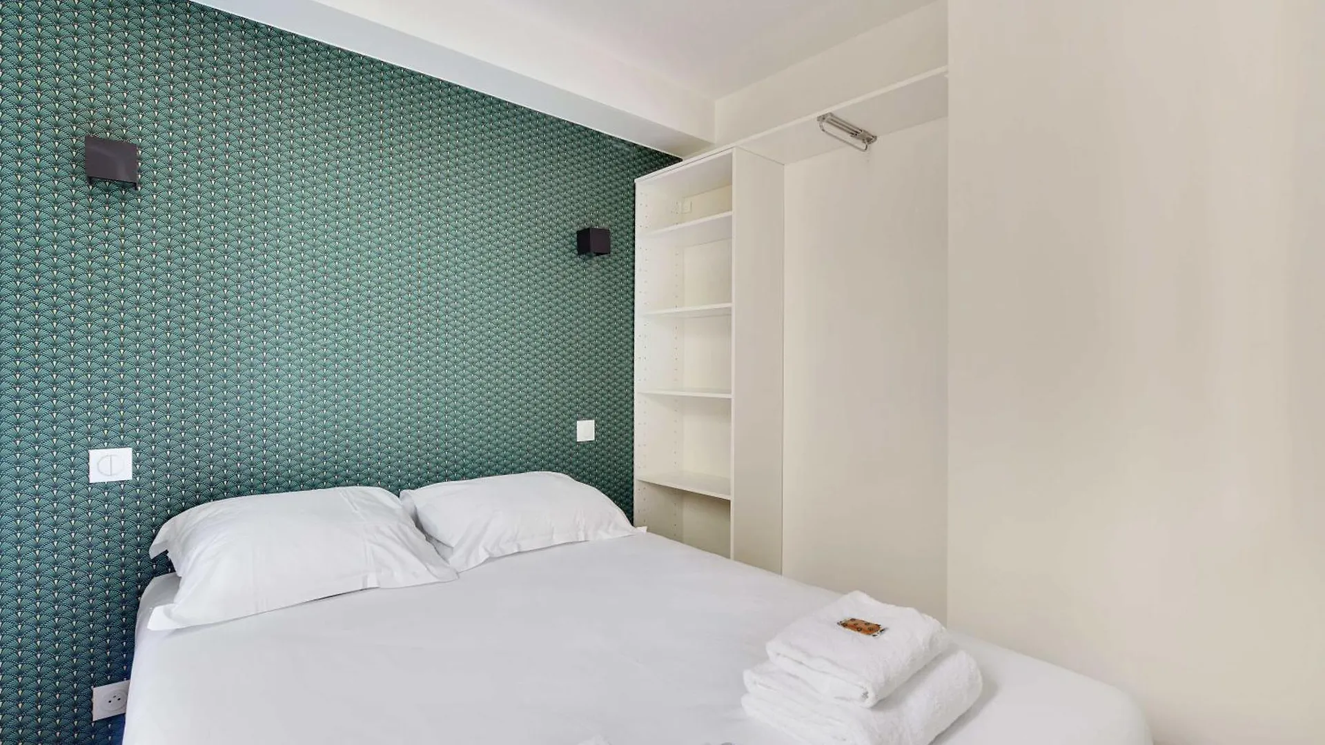 Holiday home Republique Paris