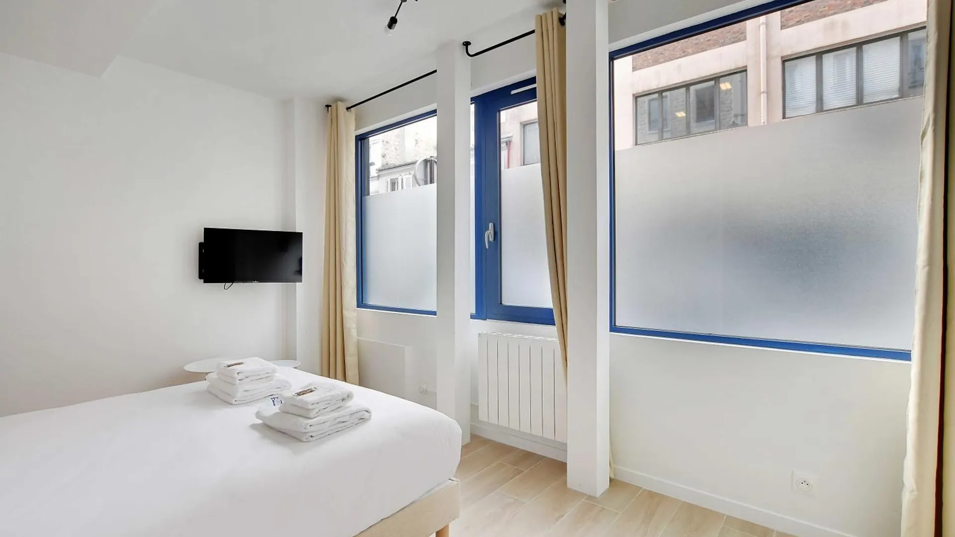 Republique Holiday home *
